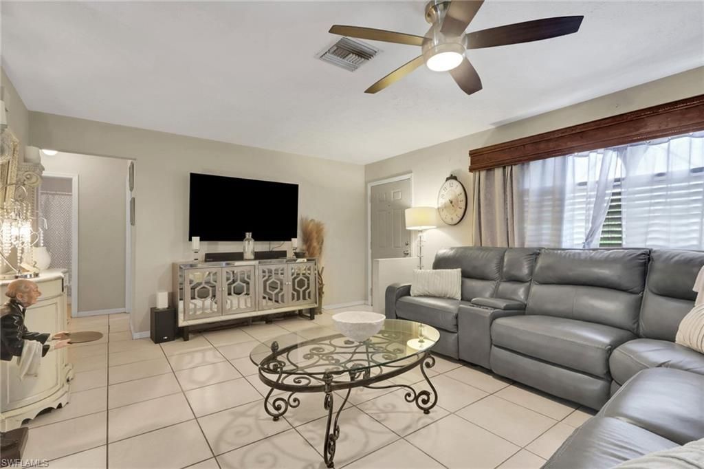 2001 48th St Sw, Naples, FL 34116 Photo