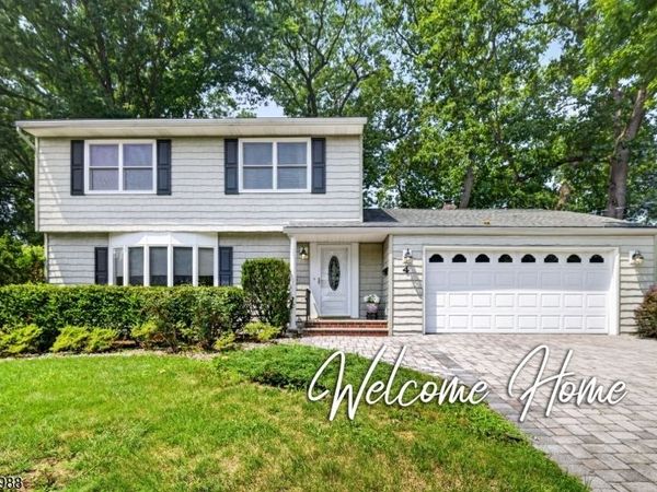 4 Darby Rd, East Brunswick, NJ 08816