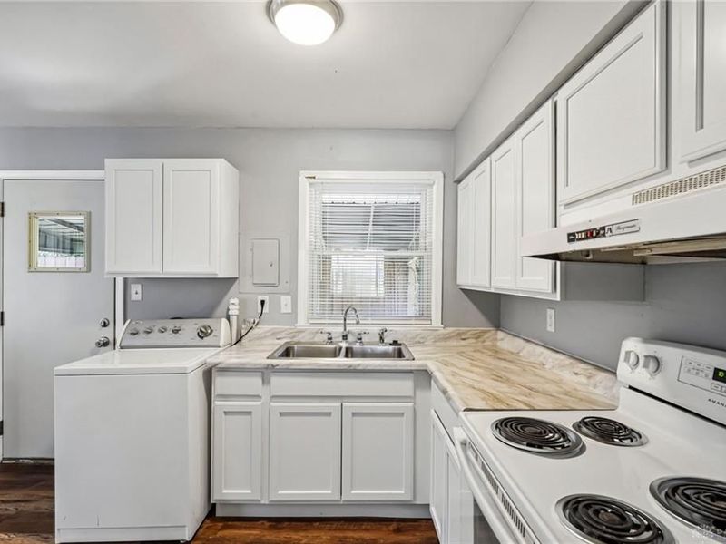 4504 Kingview Avenue, Dayton, OH 45420 Photo 12