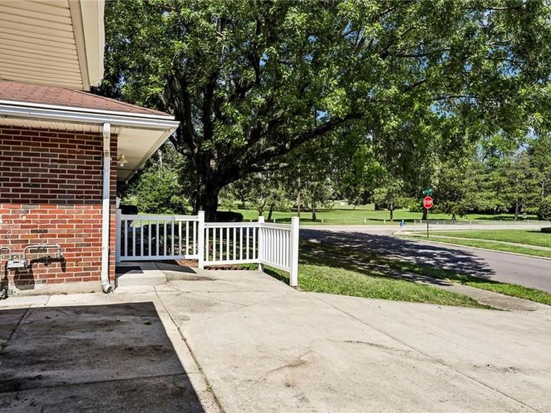 4504 Kingview Avenue, Dayton, OH 45420 Photo 30