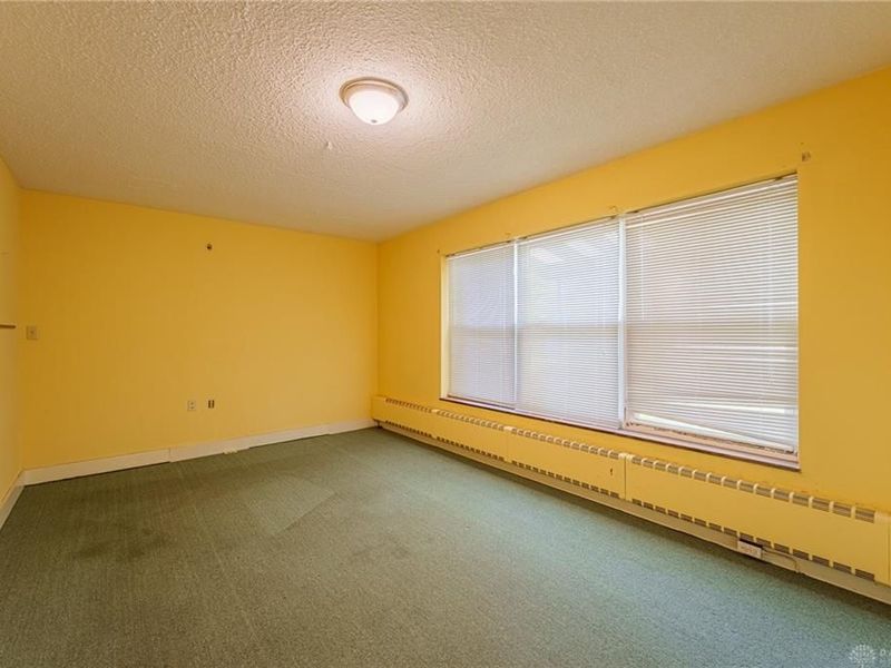 220 W Siebenthaler Avenue, Dayton, OH 45405 Photo 12