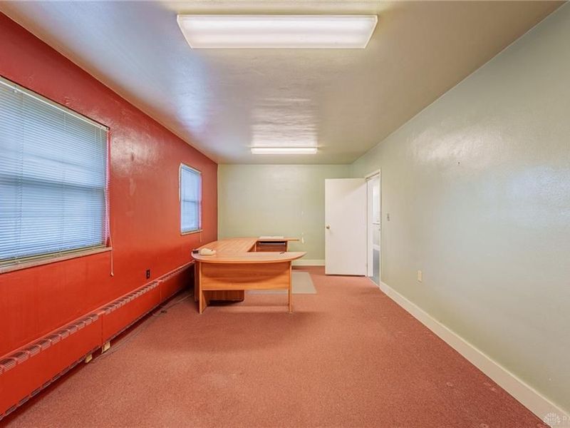 220 W Siebenthaler Avenue, Dayton, OH 45405 Photo 7