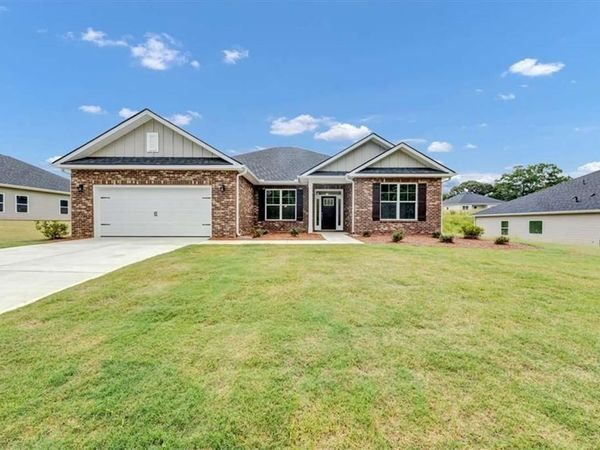313 Angela Avenue , Bowdon, GA 30108