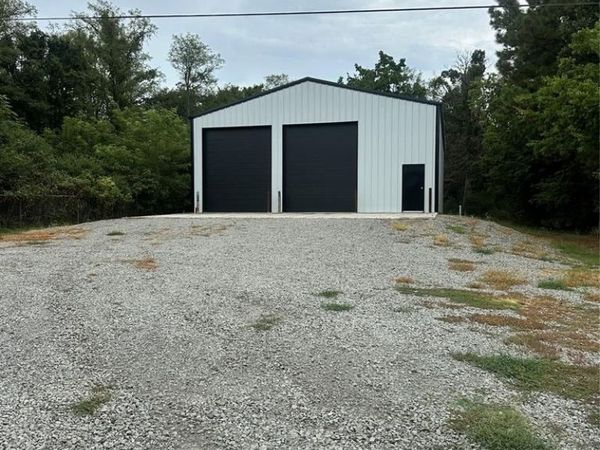 000 W Indian Lane, Eufaula, OK 74432