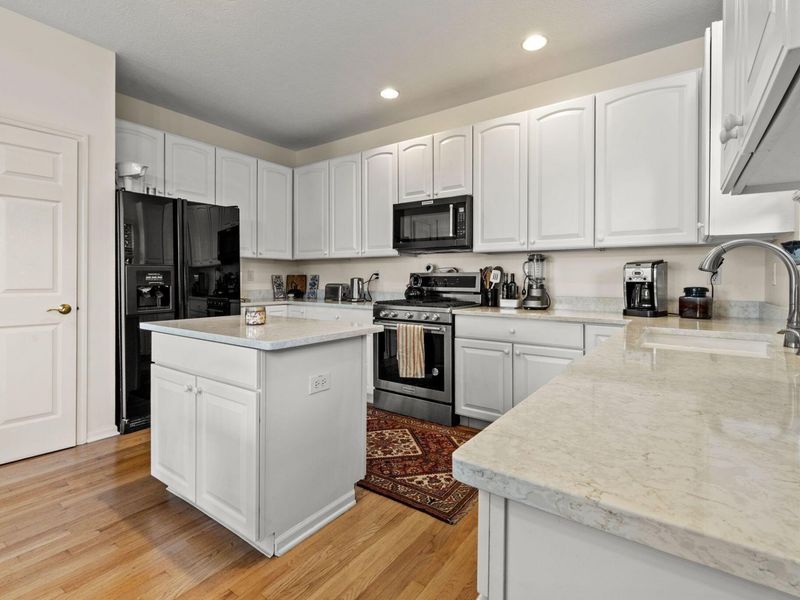 6040 Coventry Lake Drive, Hilliard, OH 43026 Photo 25