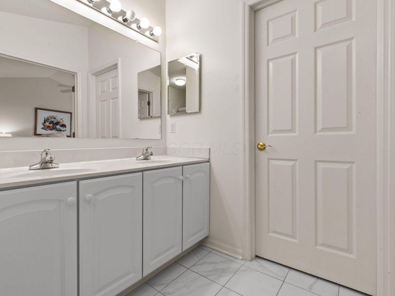6040 Coventry Lake Drive, Hilliard, OH 43026 Photo 44