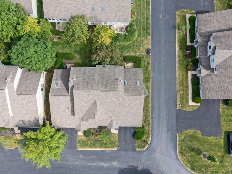 6040 Coventry Lake Drive, Hilliard, OH 43026 Photo 52