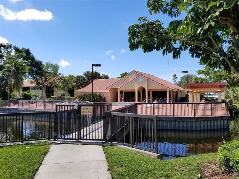 5641 Riverside Drive, Unit 306B1, Coral Springs, FL 33067 Photo