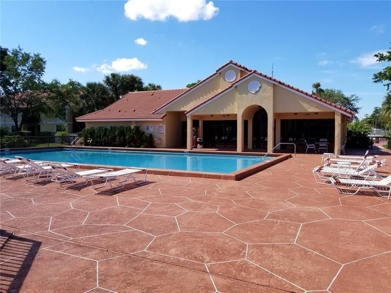5641 Riverside Drive, Unit 306B1, Coral Springs, FL 33067 Photo