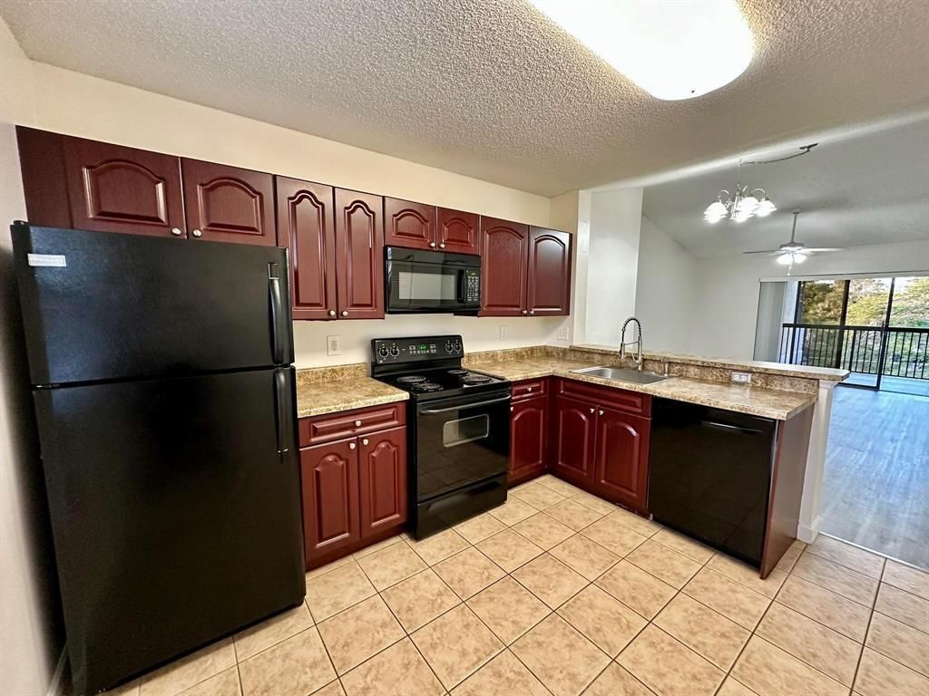 5641 Riverside Drive, Unit 306B1, Coral Springs, FL 33067 Photo