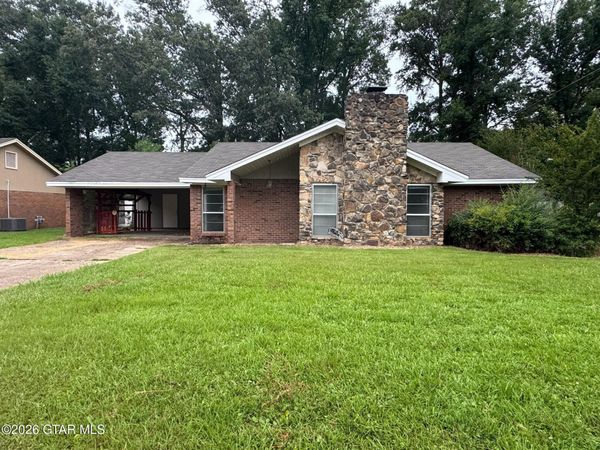 2117 O'Leary Lane, Columbus, MS 39702