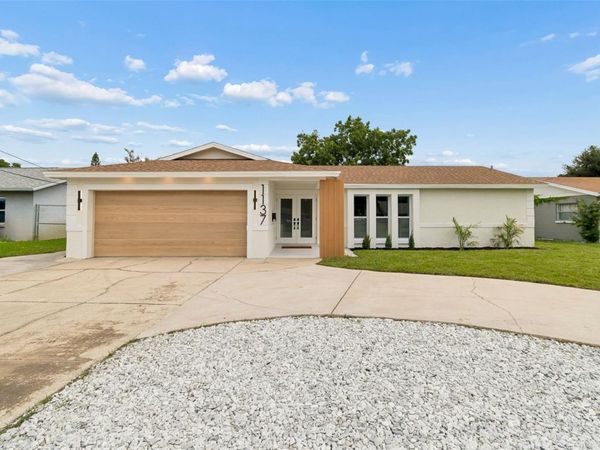 1137 54TH AVENUE S, ST PETERSBURG, FL 33705