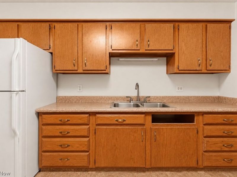 18914 Neff Road, Cleveland, OH 44119 Photo 8