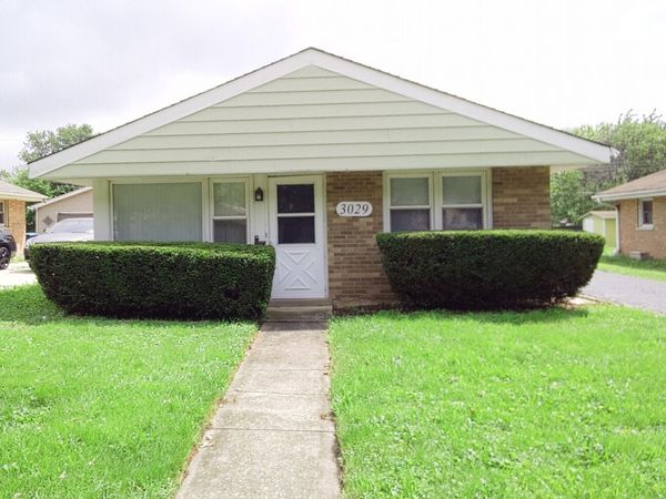 3029 Wallace Avenue , Steger, IL 60475
