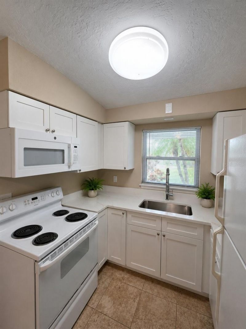4200 Winthrop Street, Sarasota, FL 34232 Photo