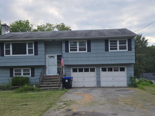 14 Bellmore Drive , Poughkeepsie, NY 12603