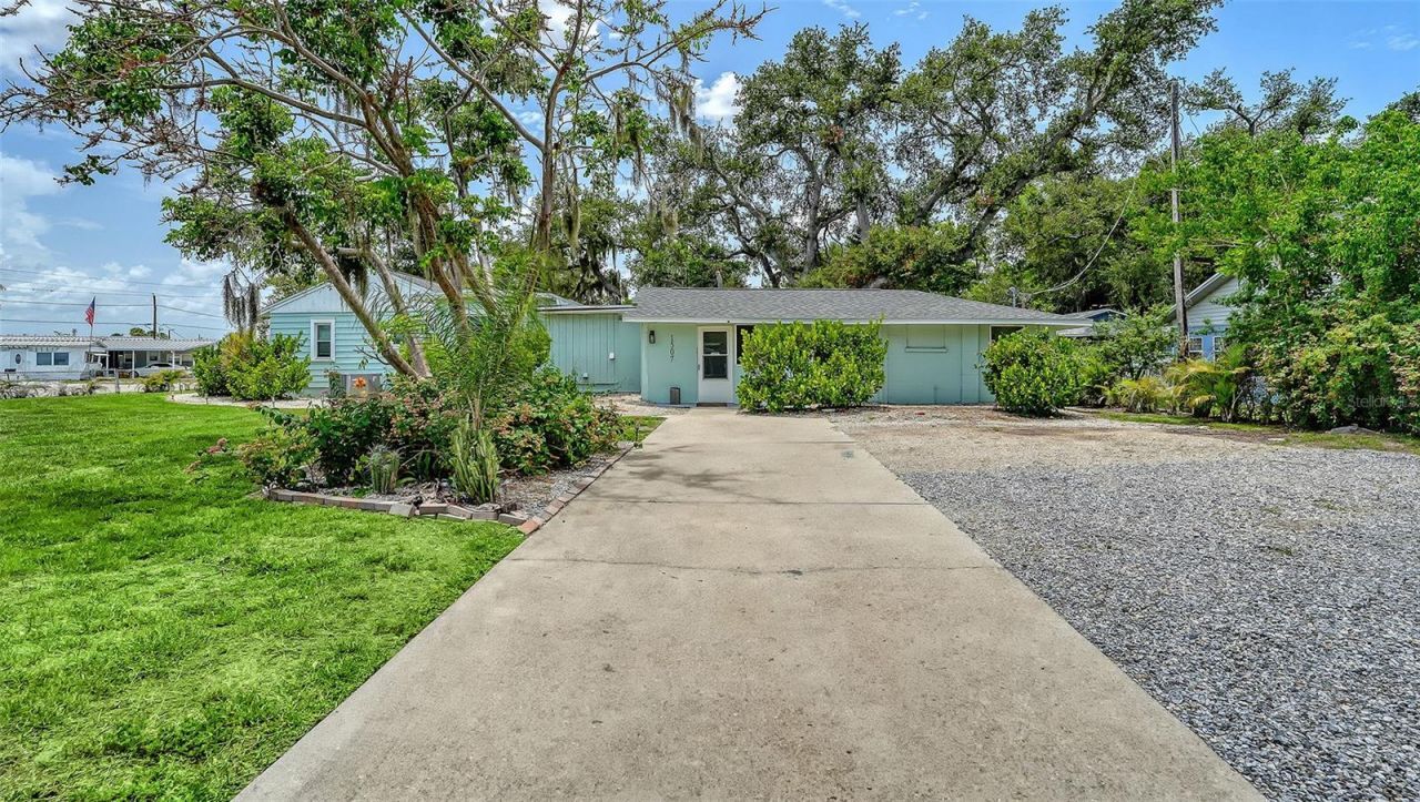 1507 10th Avenue W, Palmetto, FL 34221 Photo