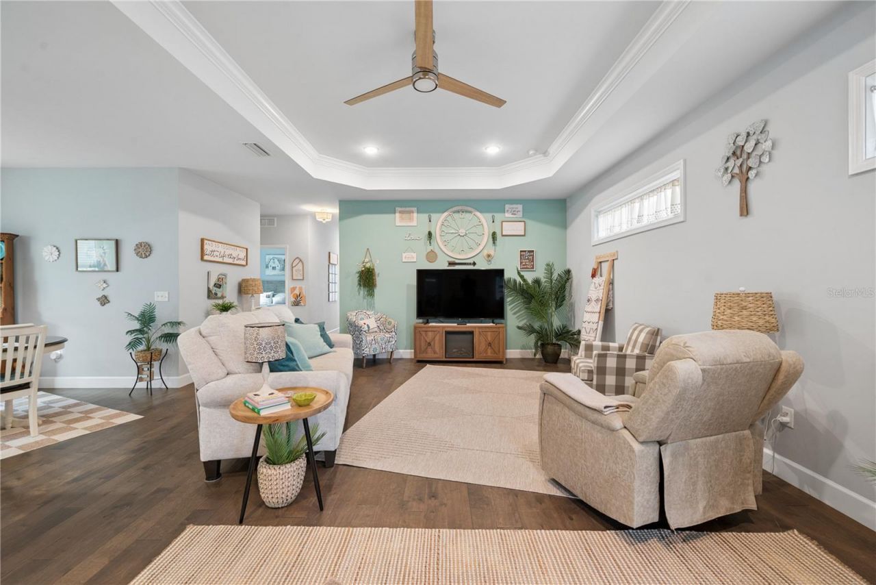 1761 SW 247th Street , Newberry, FL 32669 Photo