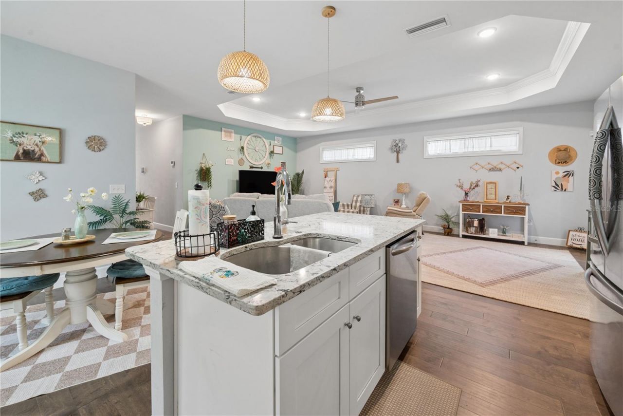1761 SW 247th Street , Newberry, FL 32669 Photo