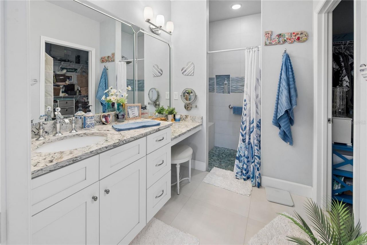1761 SW 247th Street , Newberry, FL 32669 Photo
