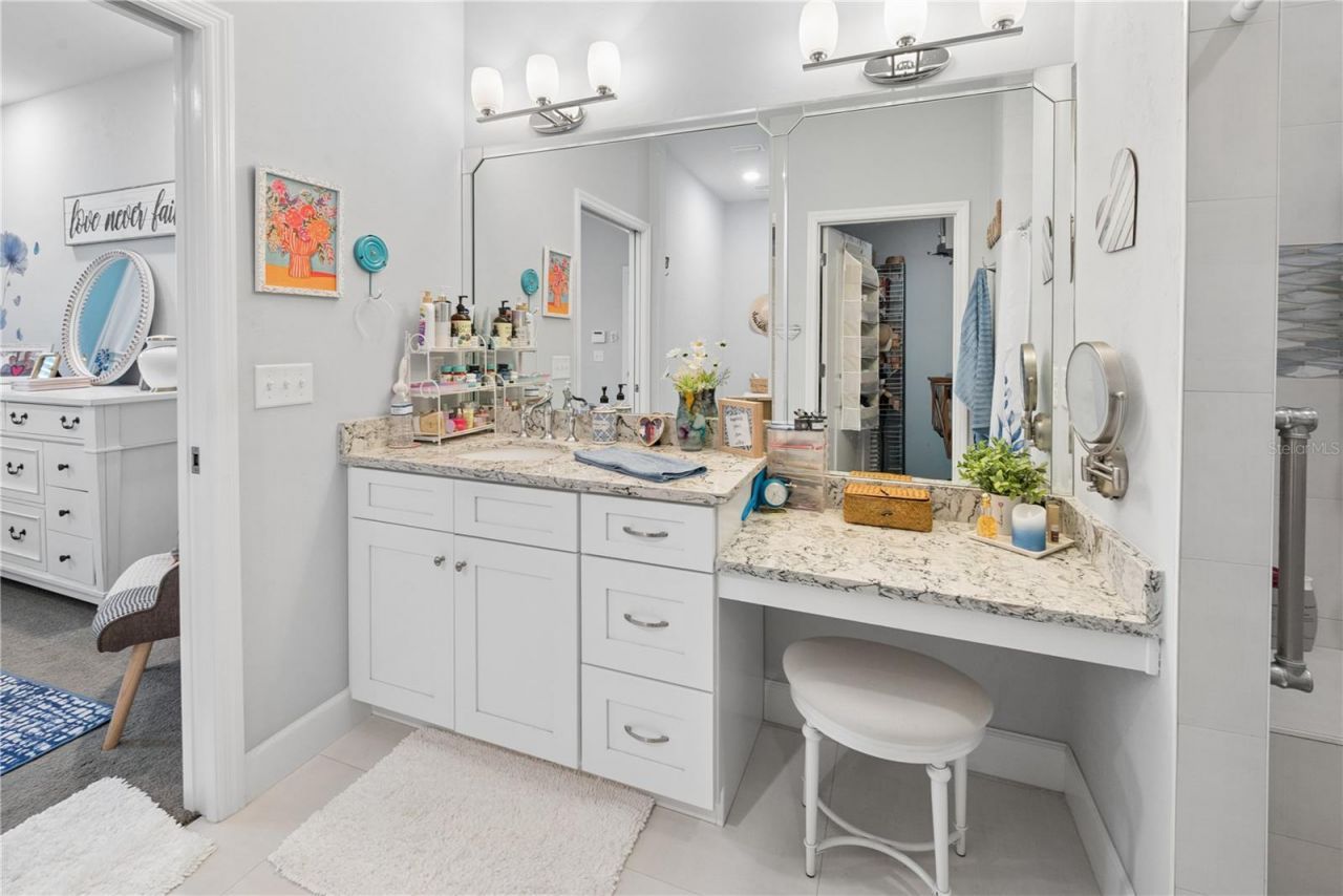 1761 SW 247th Street , Newberry, FL 32669 Photo
