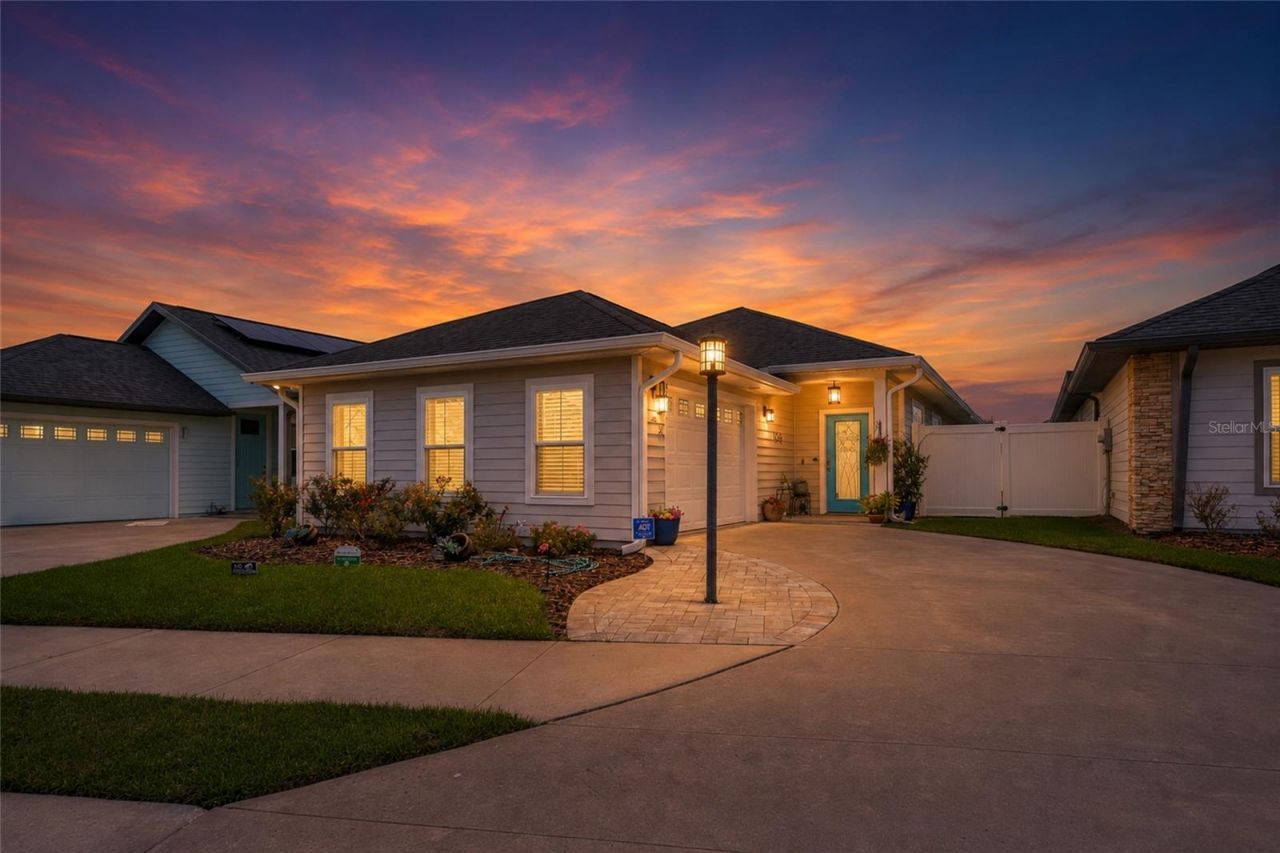 1761 SW 247th Street , Newberry, FL 32669 Photo