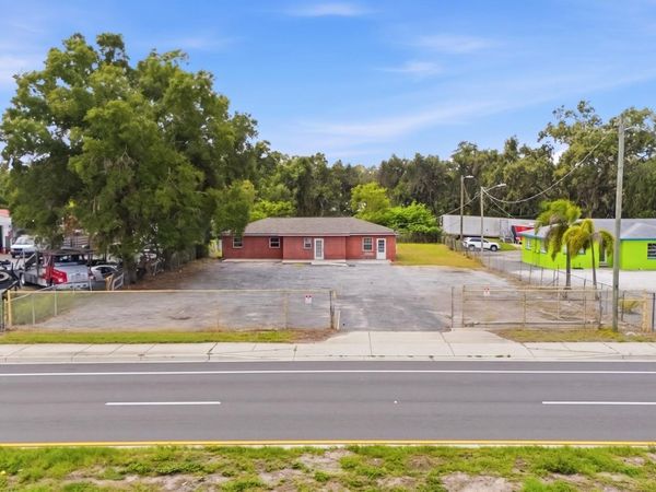 7113 CAUSEWAY BOULEVARD , TAMPA, FL 33619