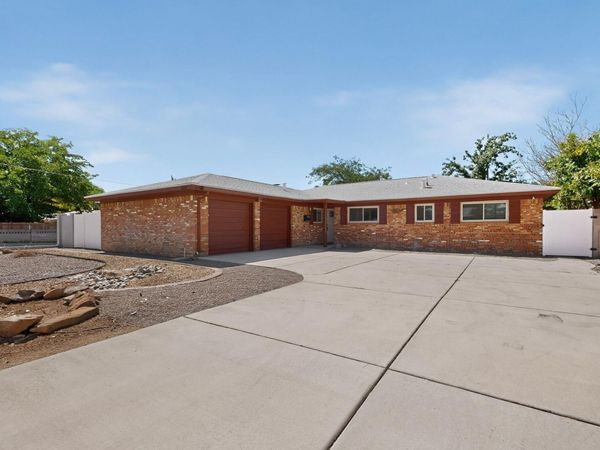 8432 Palo Duro Avenue NE, Albuquerque, NM 87111