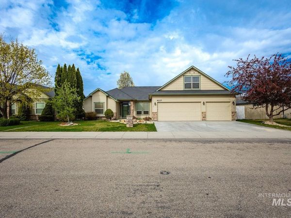 4227 N Rhodes Ave, Meridian, ID 83646