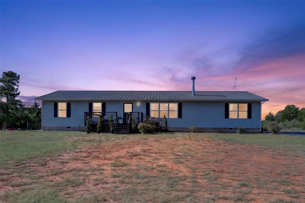 208 Moran Road, McLoud, OK 74851 Main Photo