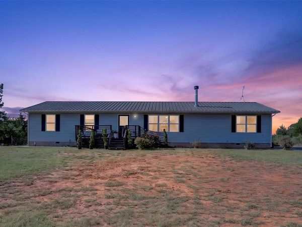 208 Moran Road, McLoud, OK 74851