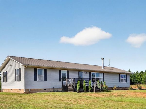 208 Moran Road, McLoud, OK 74851