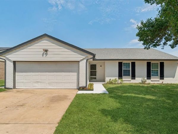 208 N English Drive, Oklahoma City, OK 73160