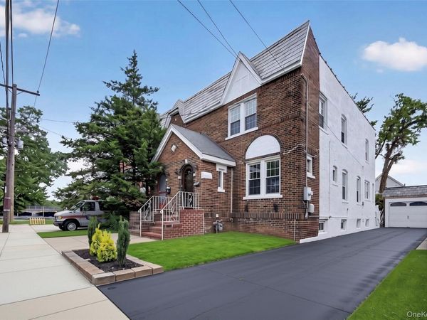 94-45 243rd Street , Floral Park, NY 11001