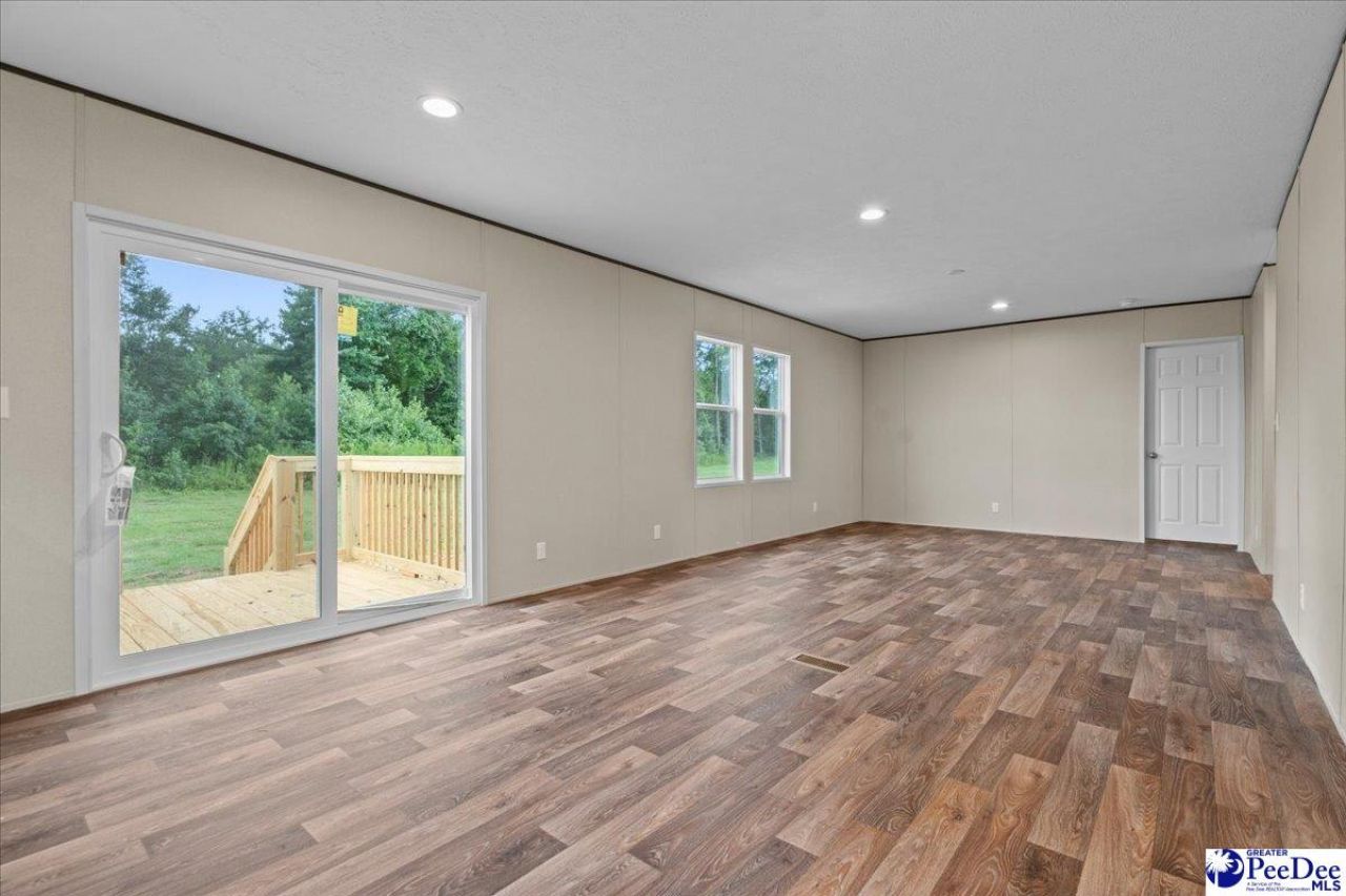 2533 Southern Drive Photo 5