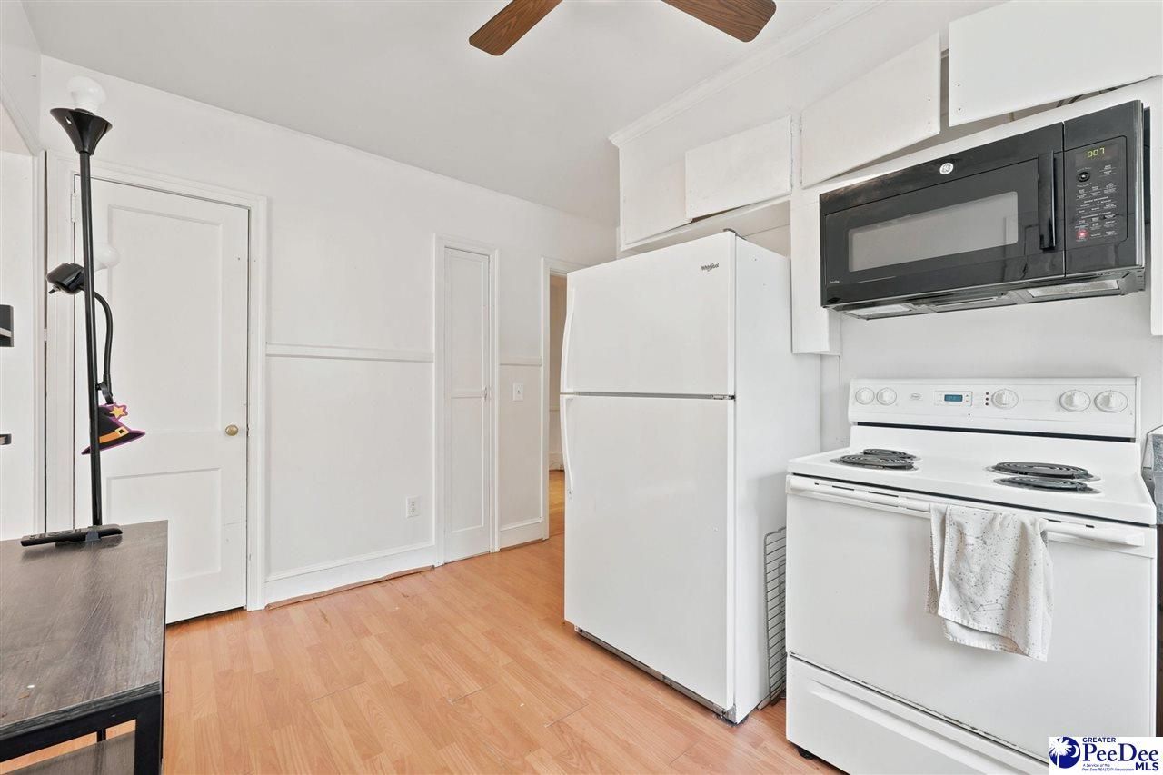 114 Brockington St Photo 11