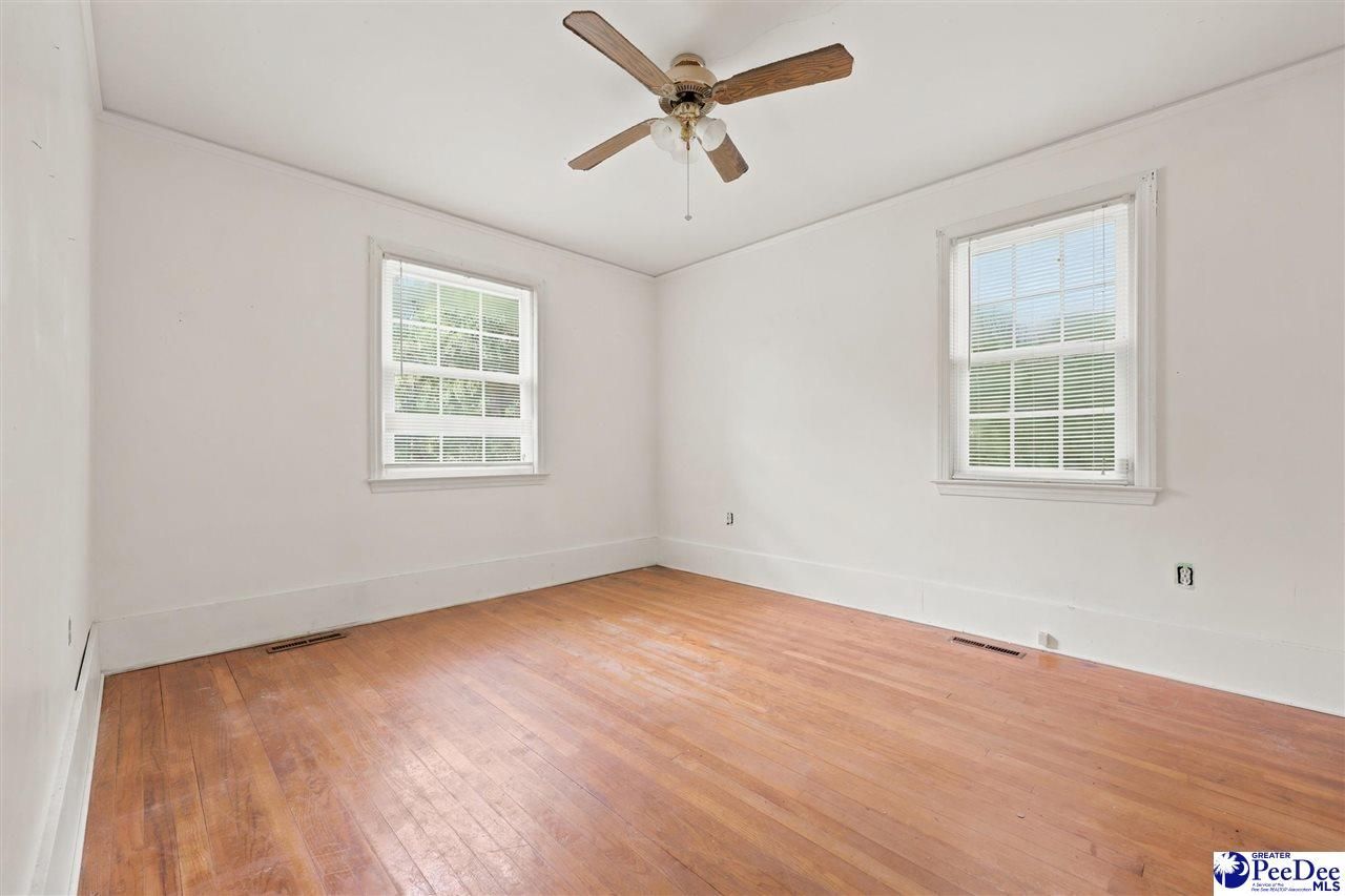 114 Brockington St Photo 18