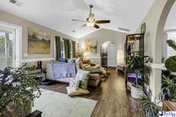 334 S 9th Street photo 4