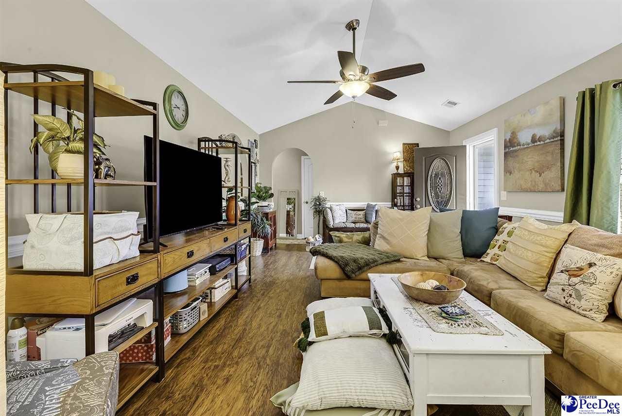 334 S 9th Street Photo 4