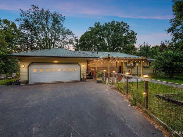 N6474 M35, Ingallston Twp, MI 49858
