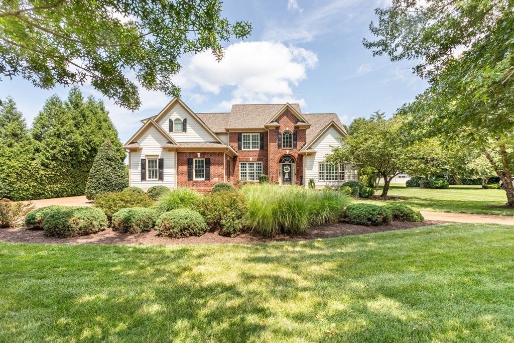 104 Taylor Farm Lane, Yorktown, VA 23693 Main Photo