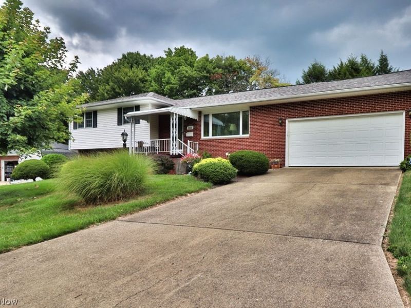 1836 Bayberry Lane , Coshocton, OH 43812 Photo 3