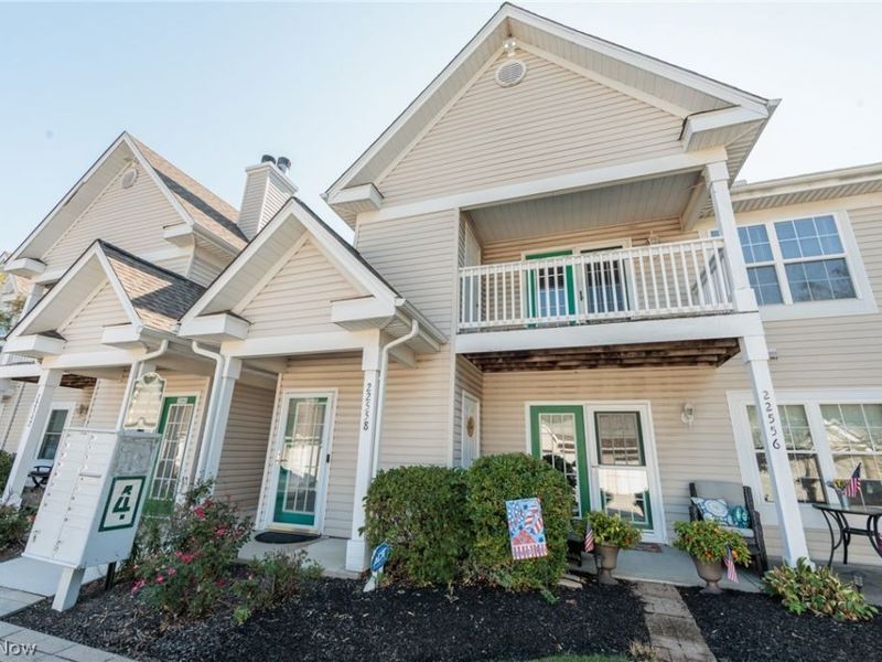 22558 Lenox Drive , Unit 424, Fairview Park, OH 44126 Photo 1