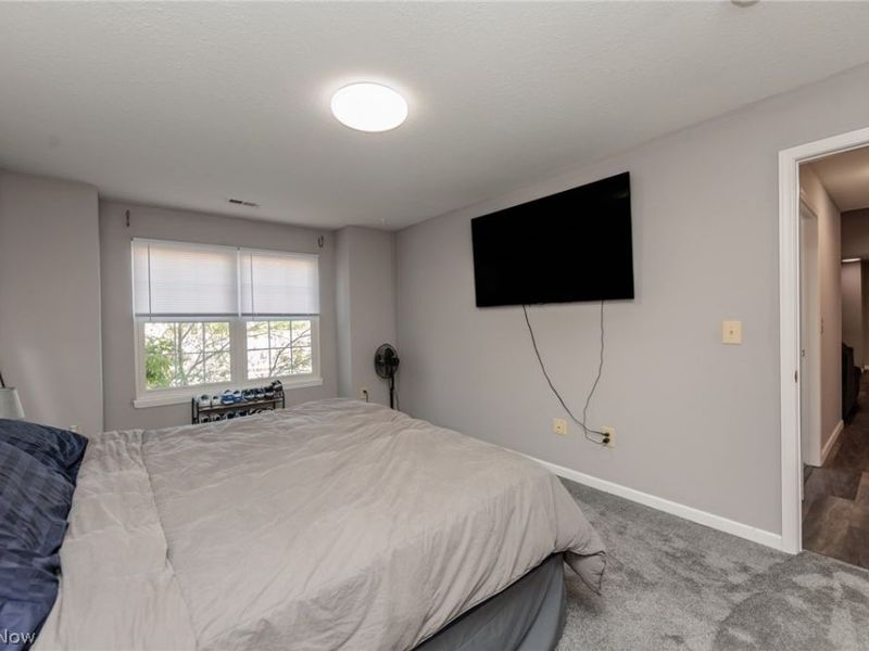 22558 Lenox Drive , Unit 424, Fairview Park, OH 44126 Photo 15