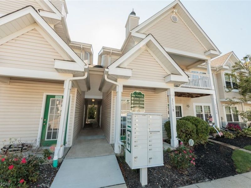 22558 Lenox Drive , Unit 424, Fairview Park, OH 44126 Photo 22