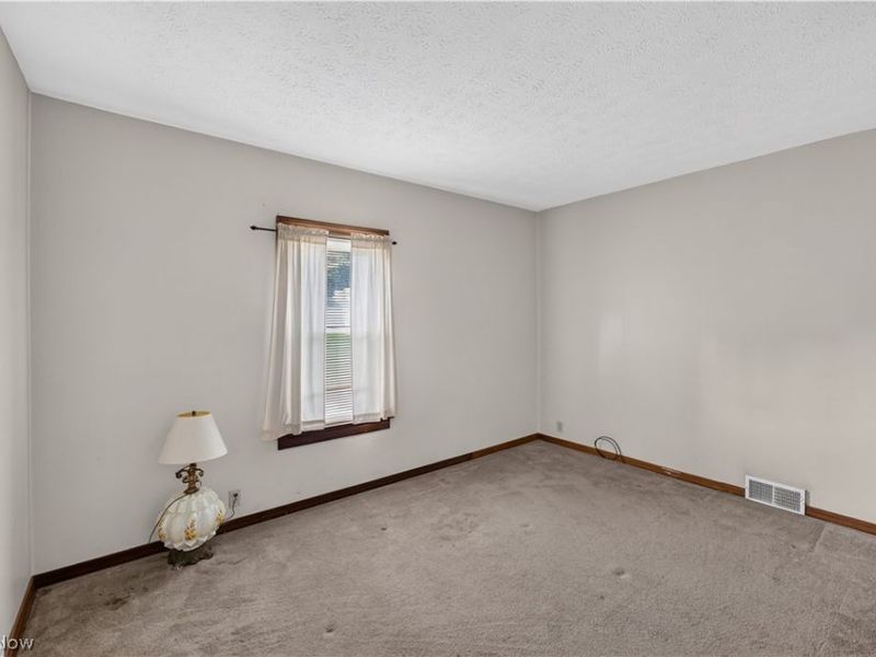 2984 Massillon Road, Akron, OH 44312 Photo 11