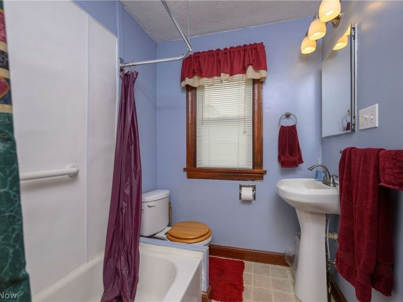 2984 Massillon Road , Akron, OH 44312 Photo 14