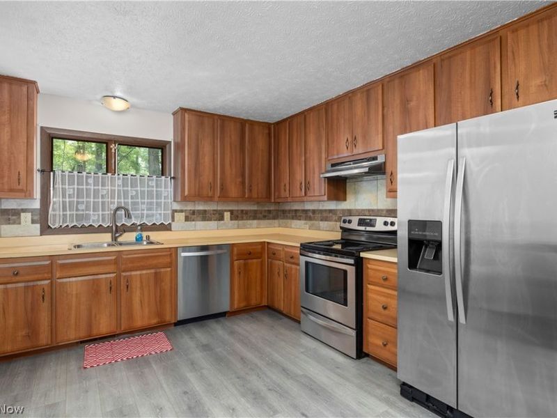 14969 Cowley Road , Columbia Station, OH 44028 Photo 9