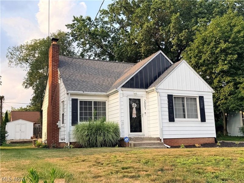 2007 32nd Street NW, Canton, OH 44709 Photo 2
