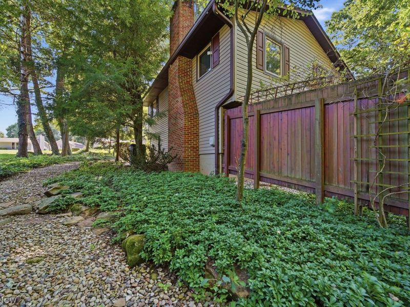 6368 Chiltern Road NW, Canal Fulton, OH 44614 Photo 13